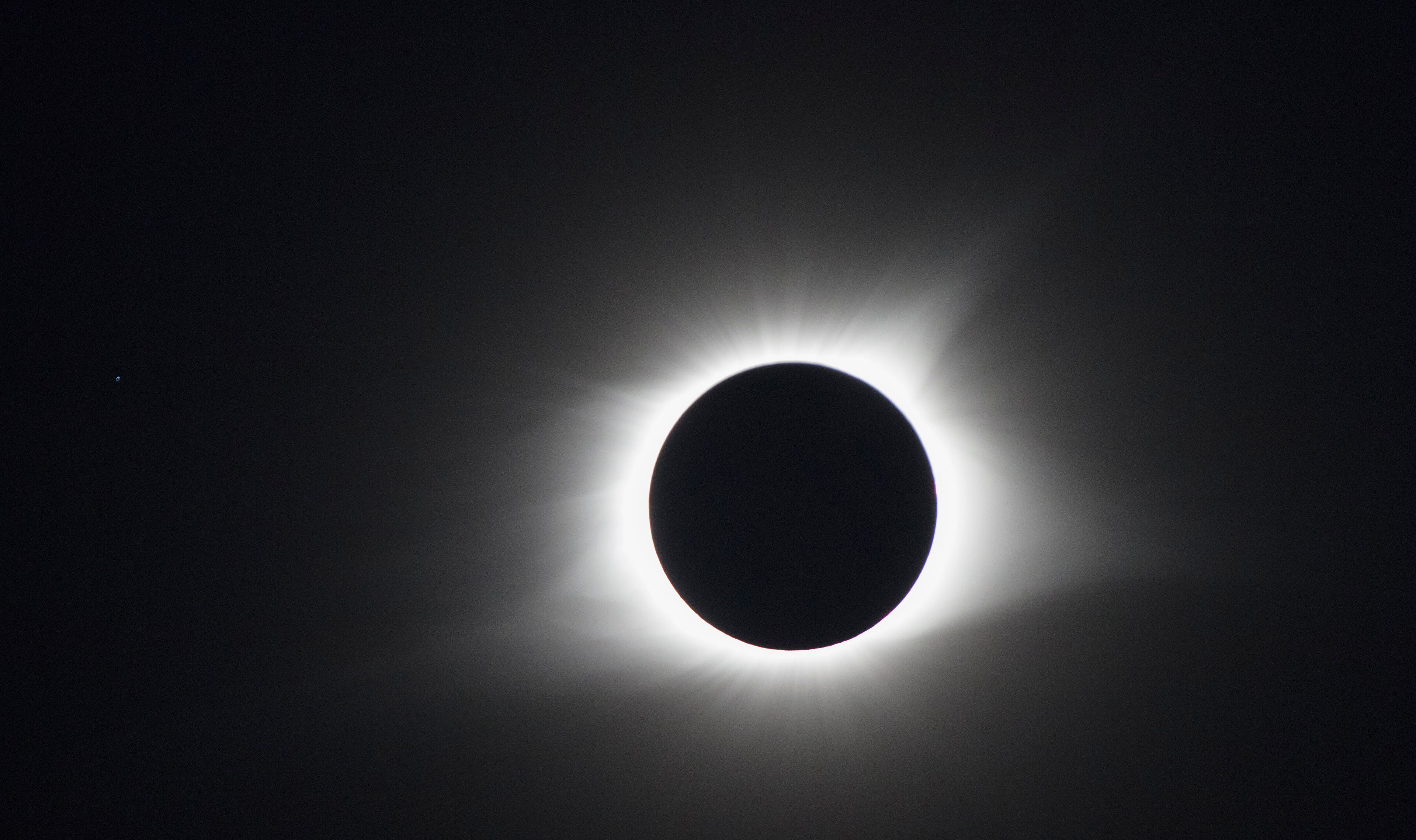 Totality phase of the 2017 Great American eclipse seen from Hopkinsville, Kentucky