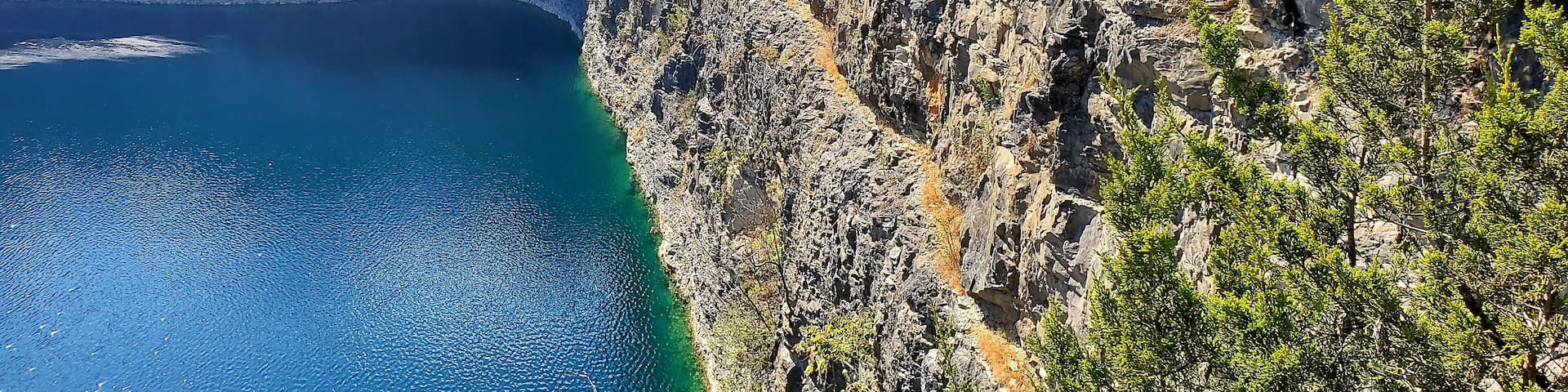 Beautiful quarry, great day for a little scuba.