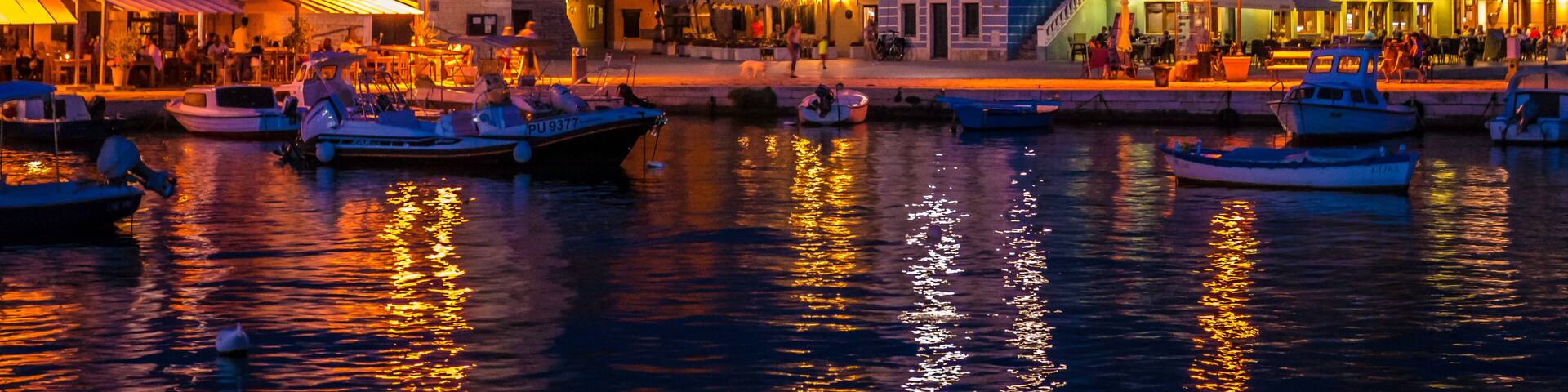 Fazana bei Nacht