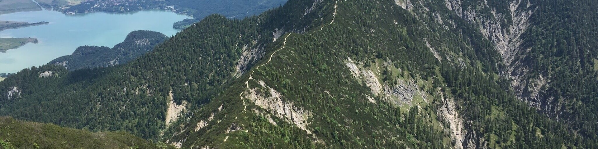 Great hiking spot with 360 views of Walchensee and Heimgarten
