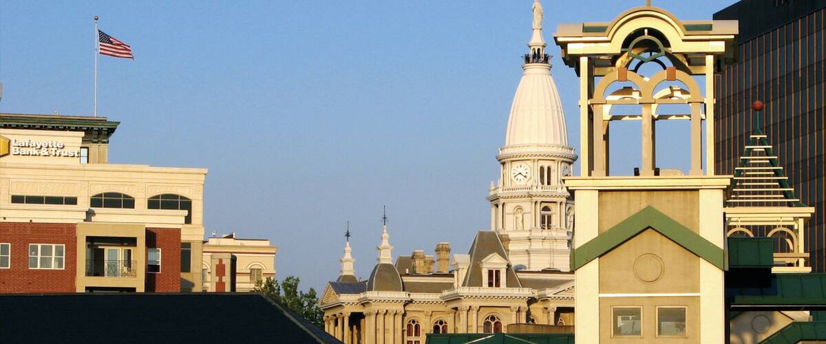 Lafayette which includes heritage architecture, a city and a church or cathedral