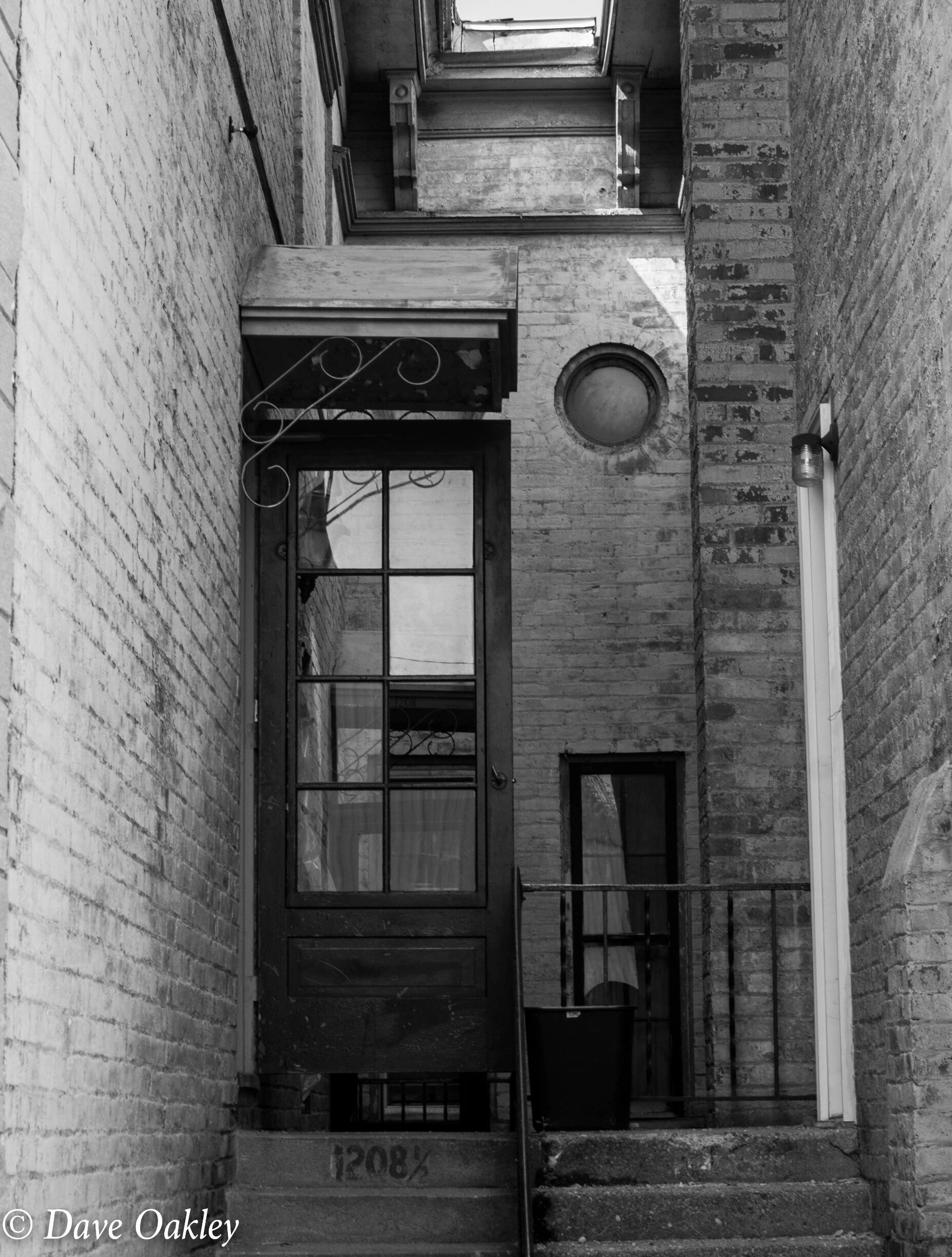 An alley way a few blocks from my house. 