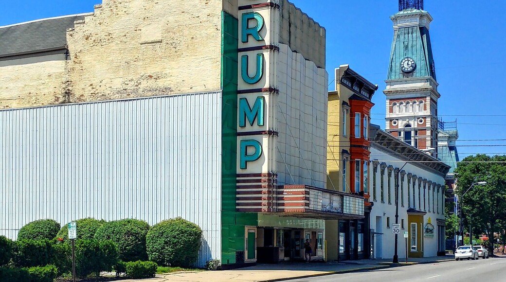 An opera house to a movie theatre to a live music venue to a condemned edifice. (Photobomb by the Bartholomew County Courthouse.)