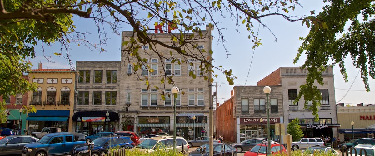Bloomington Hotel Guide