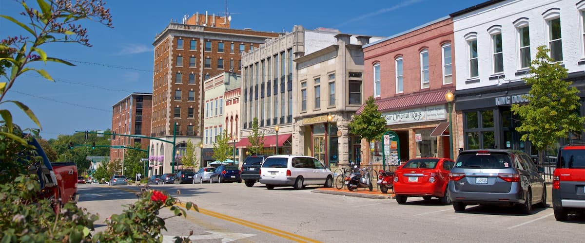 Great River Road Hotel Guide