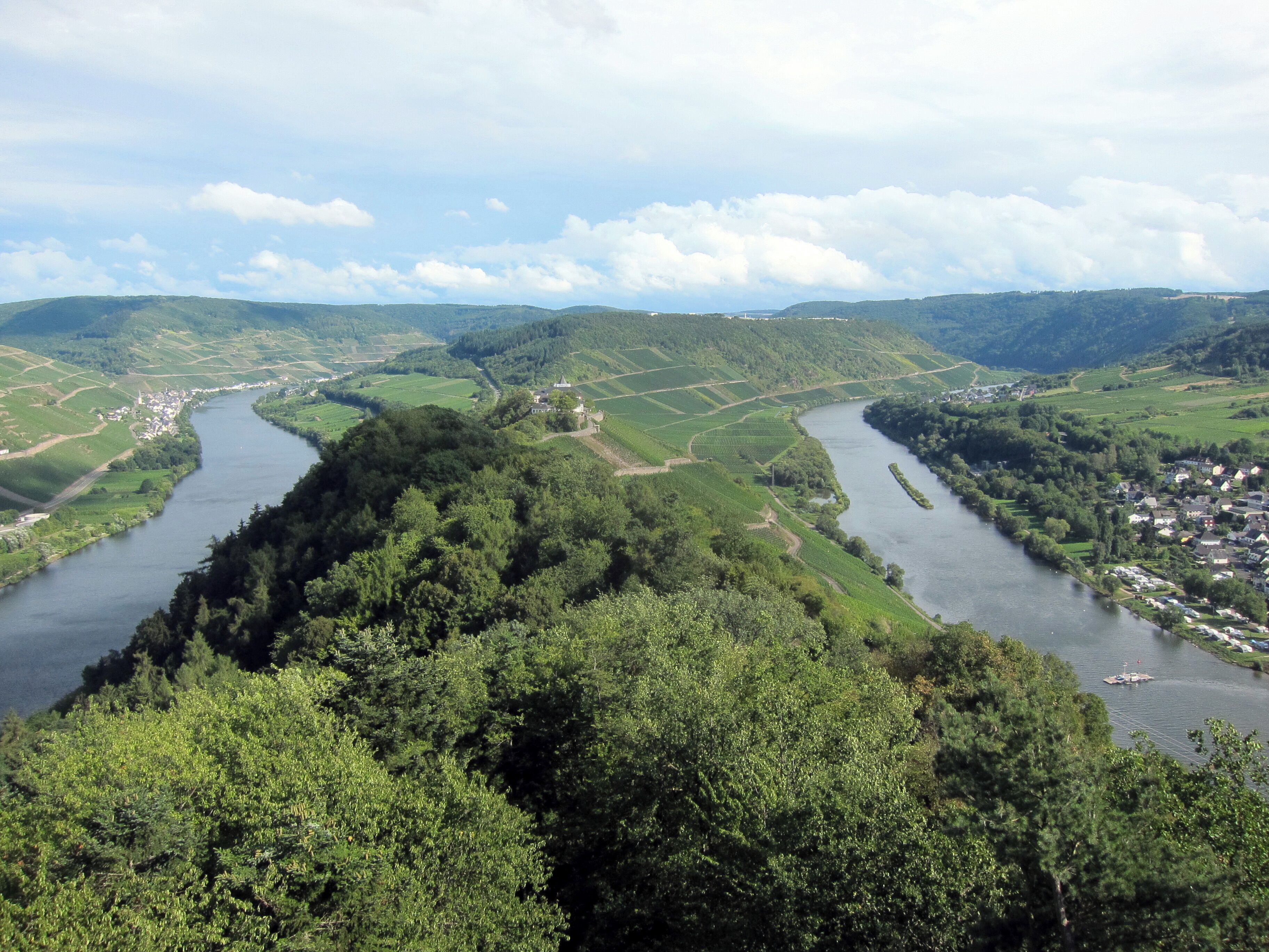 The Mosel "Schleife" near Zell, as seen from the viewpoint tower Prinzenkopfturm