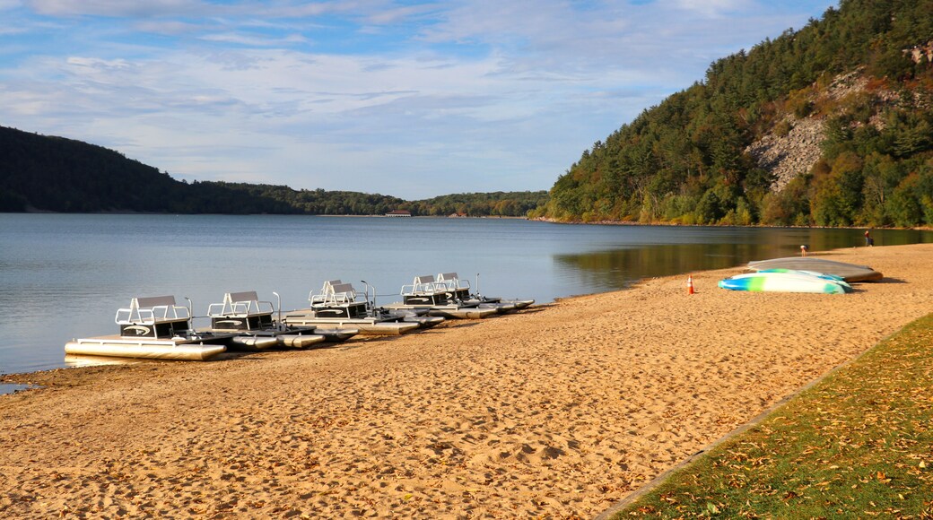 Beautiful Wisconsin nature background. Scenic view with boats and catamarans on a lake beach. Devils Lake State Park south shore, Baraboo area, Wisconsin, Midwest USA.