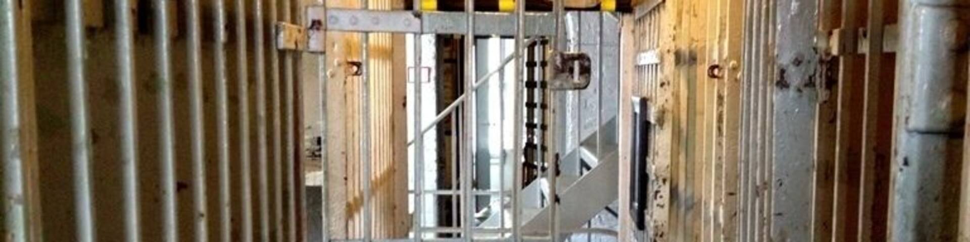 An old rotary jail that was in use from 1885-1969 and now a museum. The Squirrel Cage Jail is notorious for paranormal activity and offers ghost tours and investigations. #history #jail #paranormal #haunted