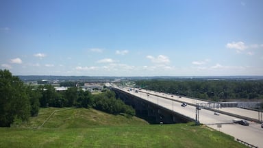 highway to council bluffs Iowa; Shutterstock ID 453822610; Purchase Order: -