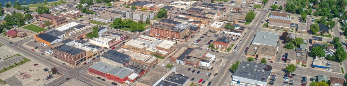 Worthington is a small Town in South West Minnesota with a lake and Pig Factory