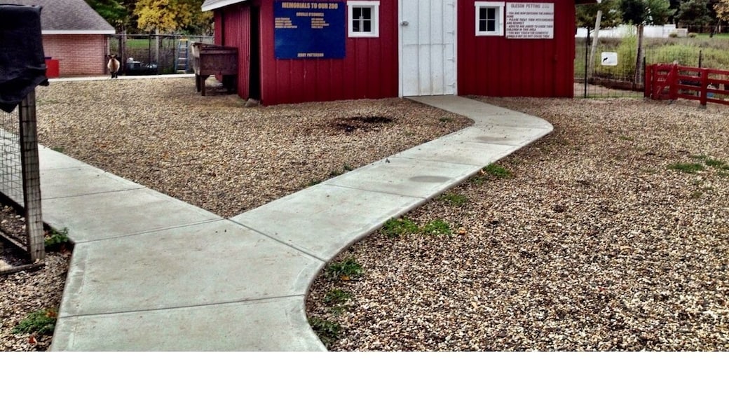 Cool little petting zoo located within Oleson Park.