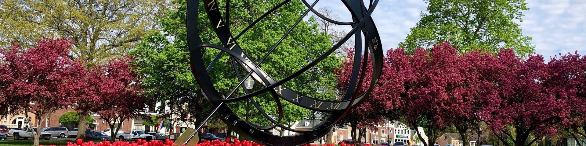 What a great little town. We stopped into Pella, Iowa, to have a few Danish pastries for breakfast. What we found was an absolutely beautiful town full of tulips and springtime blooms.
