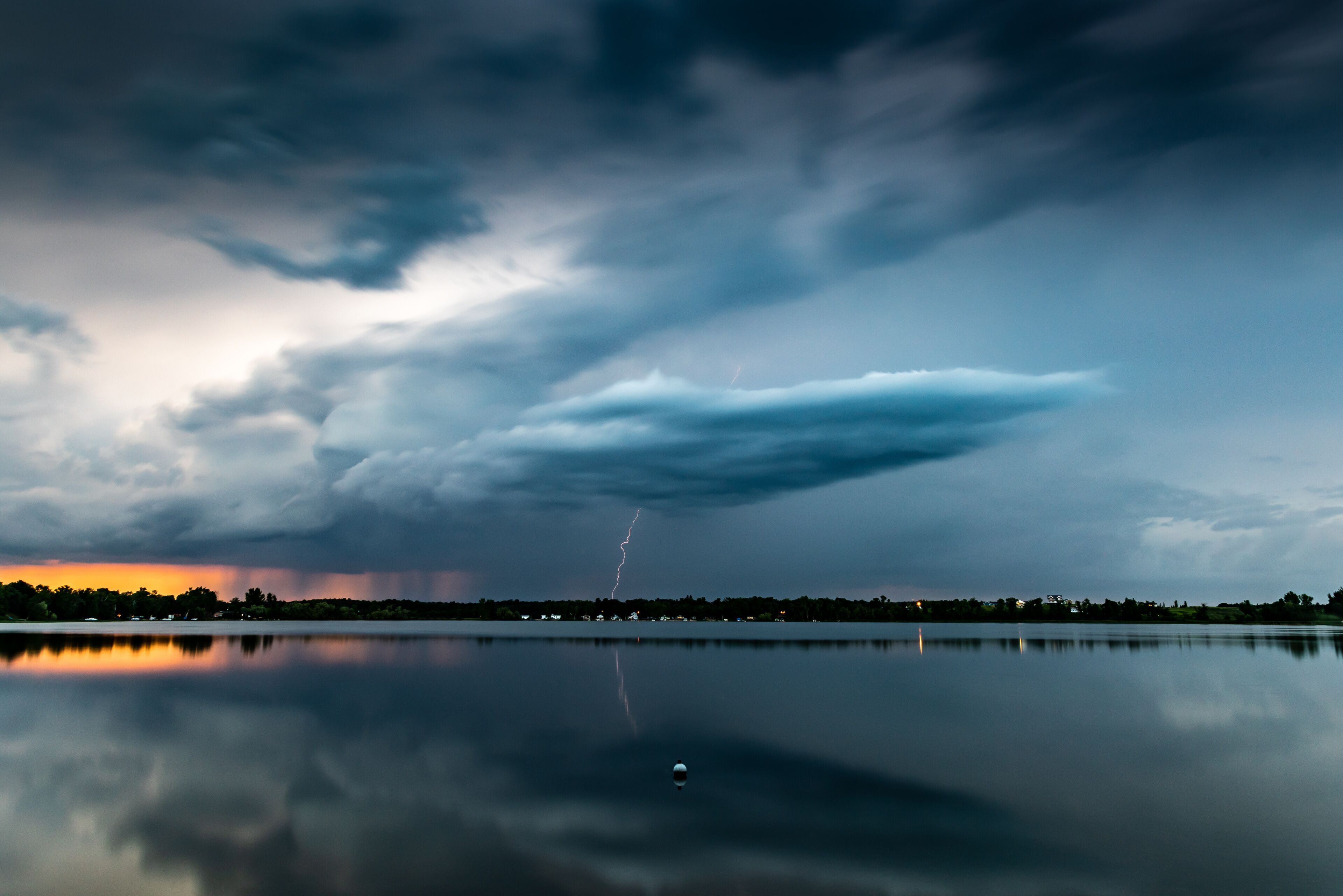 Lightening over Detroit Lake