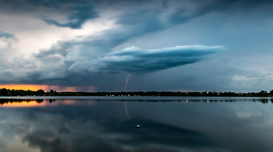 Lightening over Detroit Lake