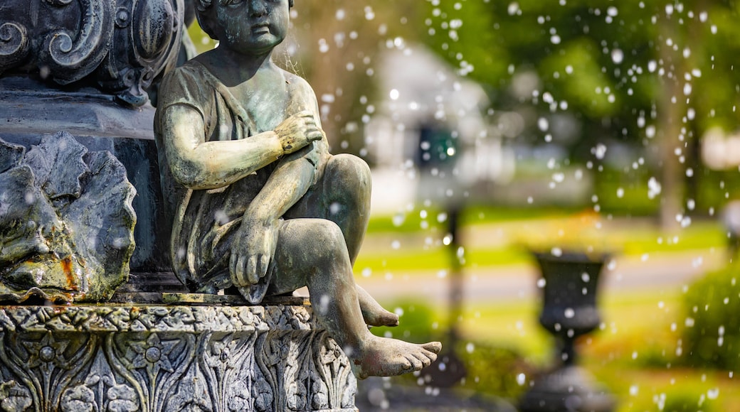 Sculptural Fountains at Munsinger Gardens