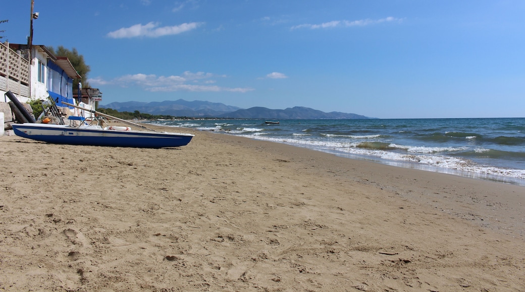 Вид на Гаэту с пляжа в Ле Пальме.