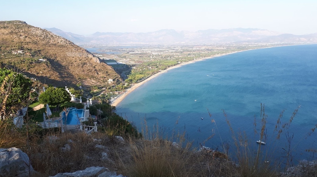 You don't need to travel to the other side of the world, sometimes it only takes two hours of car ride. ;) #2