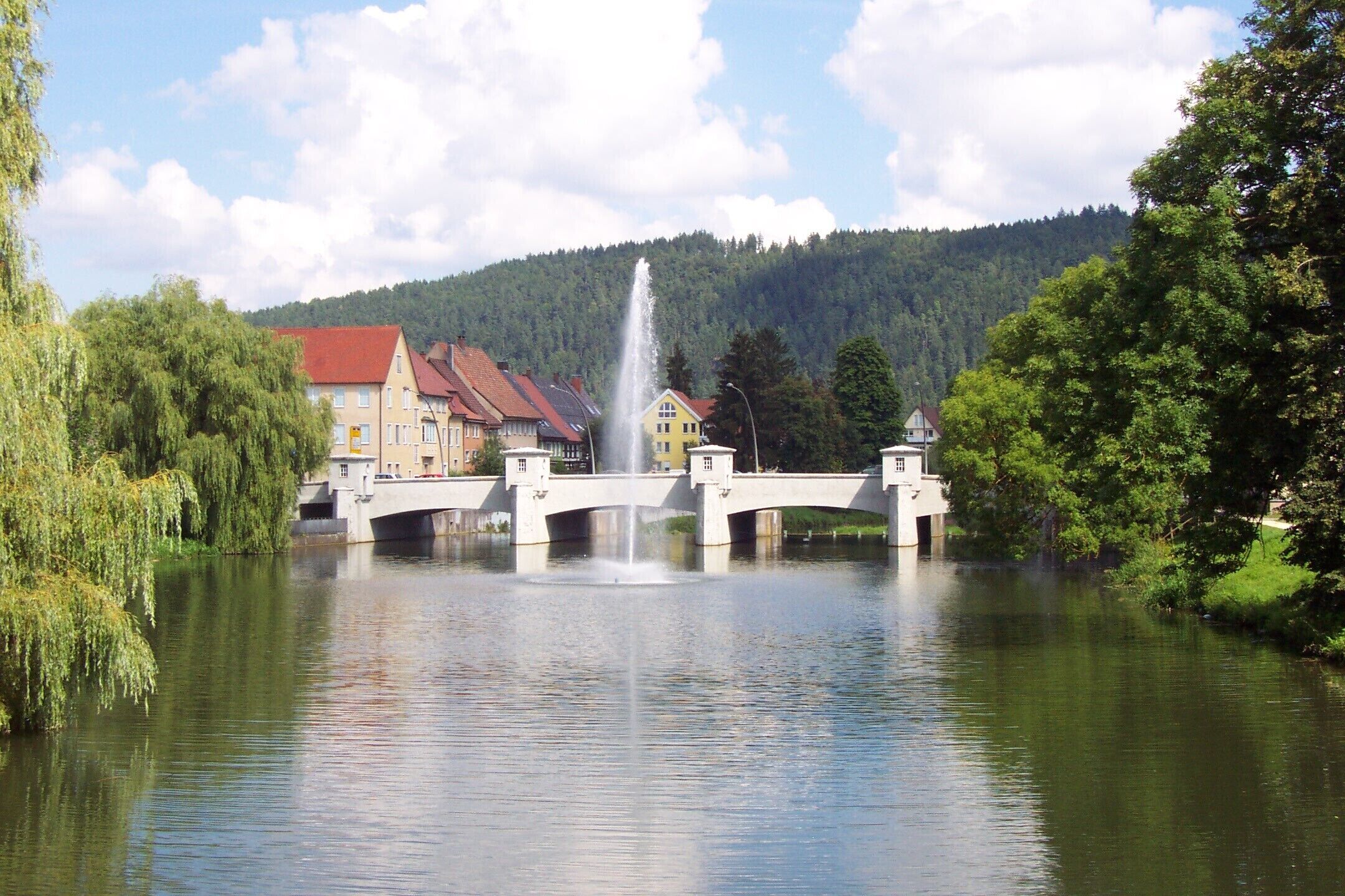 Fontäne und Groß Bruck