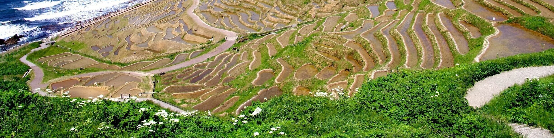 Shiroyone senmaida (白米千枚田) , Japan
This rice terrace faces the ocean.