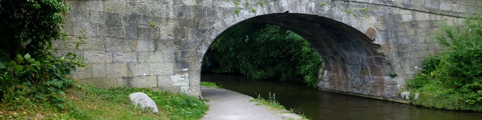 Photograph of Cinder Ovens Bridge, Bridge number 125 over the Lancaster Canal, Bolton-le-Sands, Lancashire