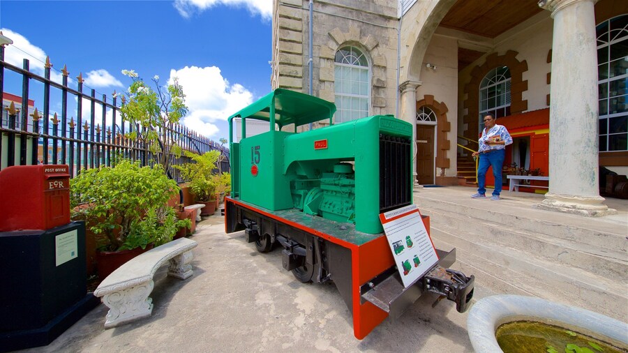 Musée d\'Antigua et de Barbuda aussi bien que homme