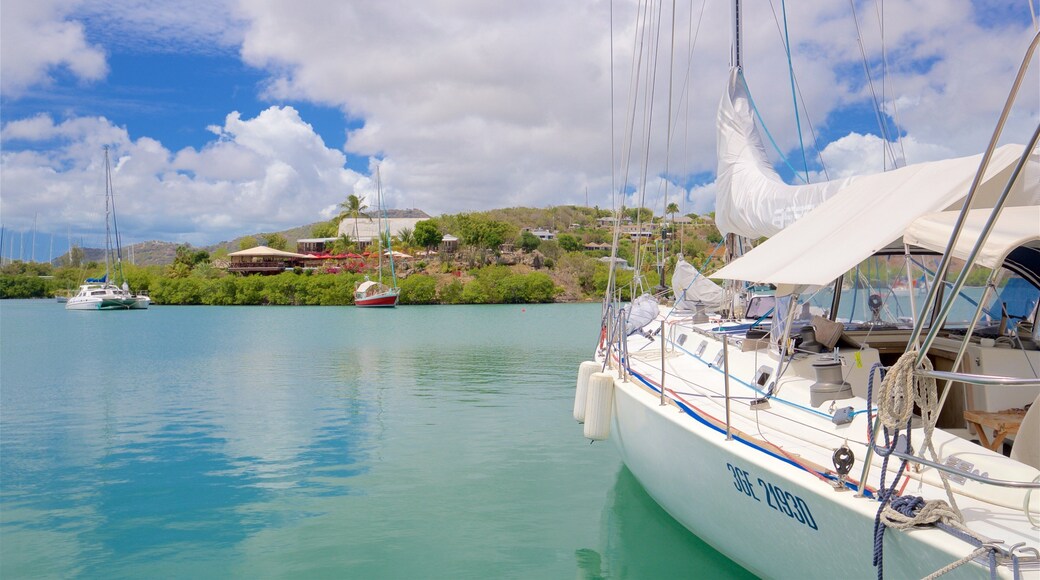 Nelson\'s Dockyard som viser bukt eller havn