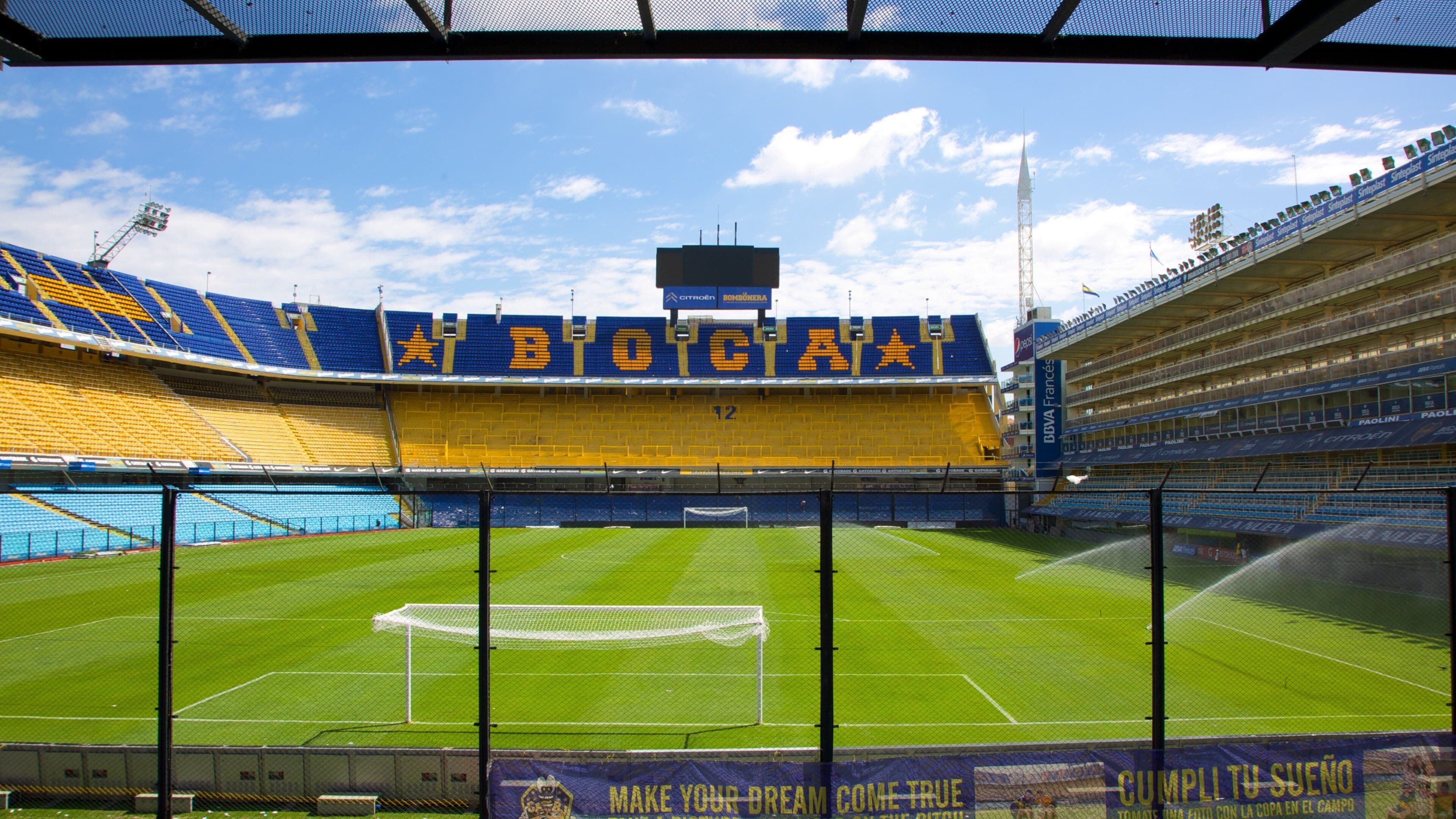 La Bombonera which includes signage