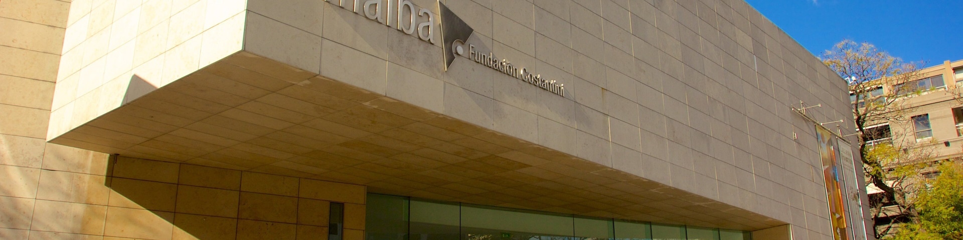 Museo de Arte Latinoamericano de Buenos Aires which includes modern architecture