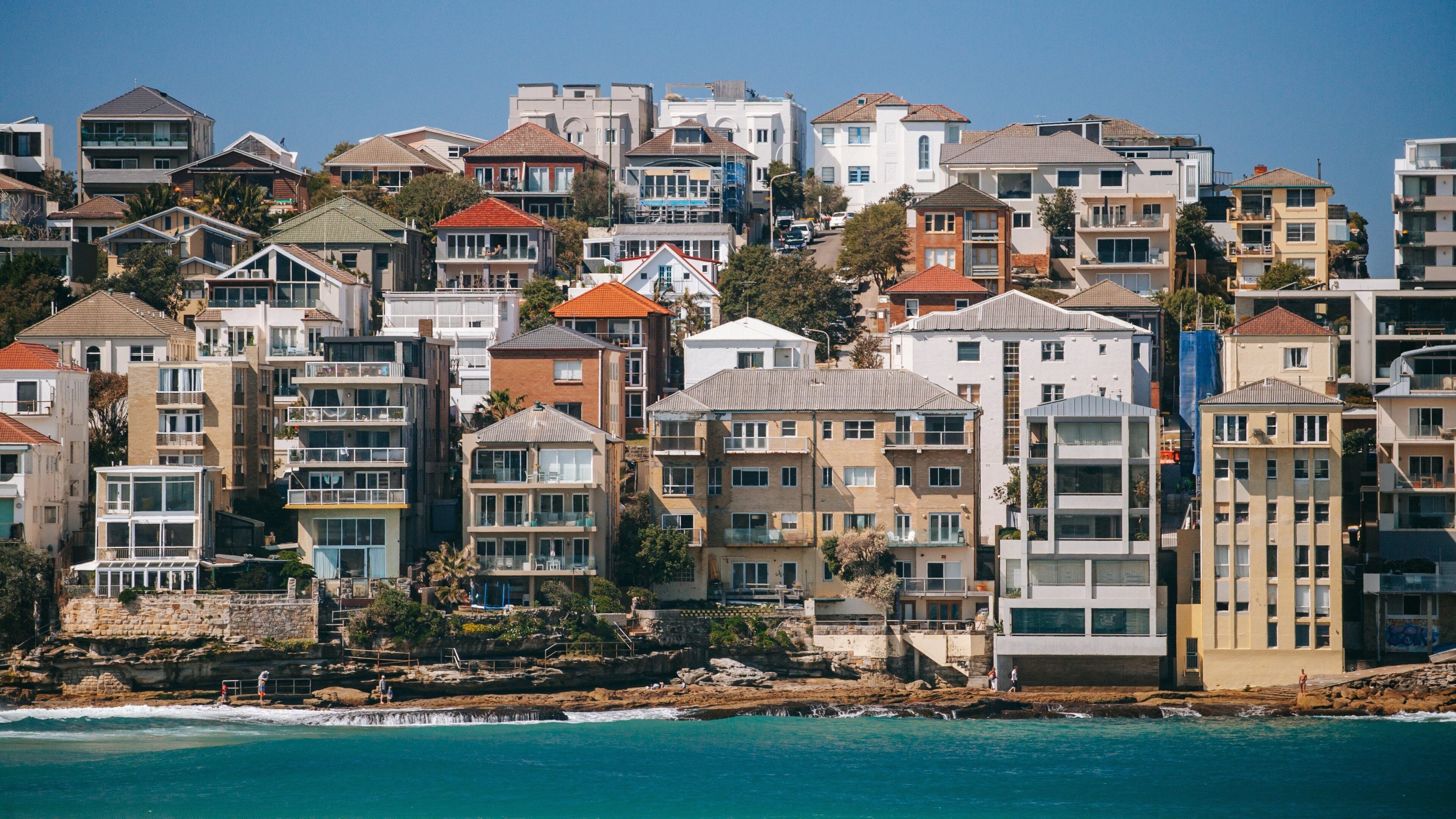 Bondi Beach showing a coastal town