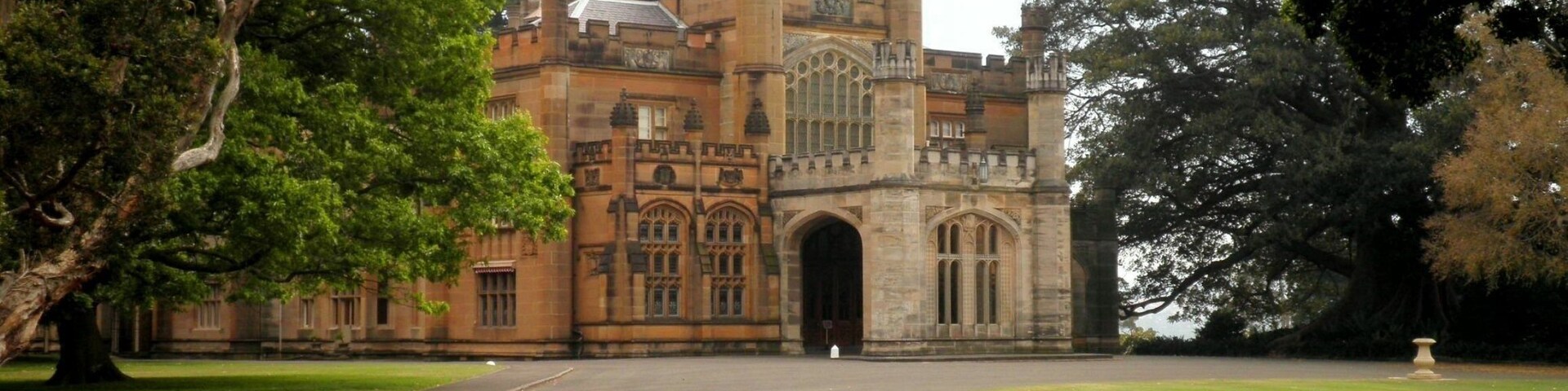 Sydney Castle Garden