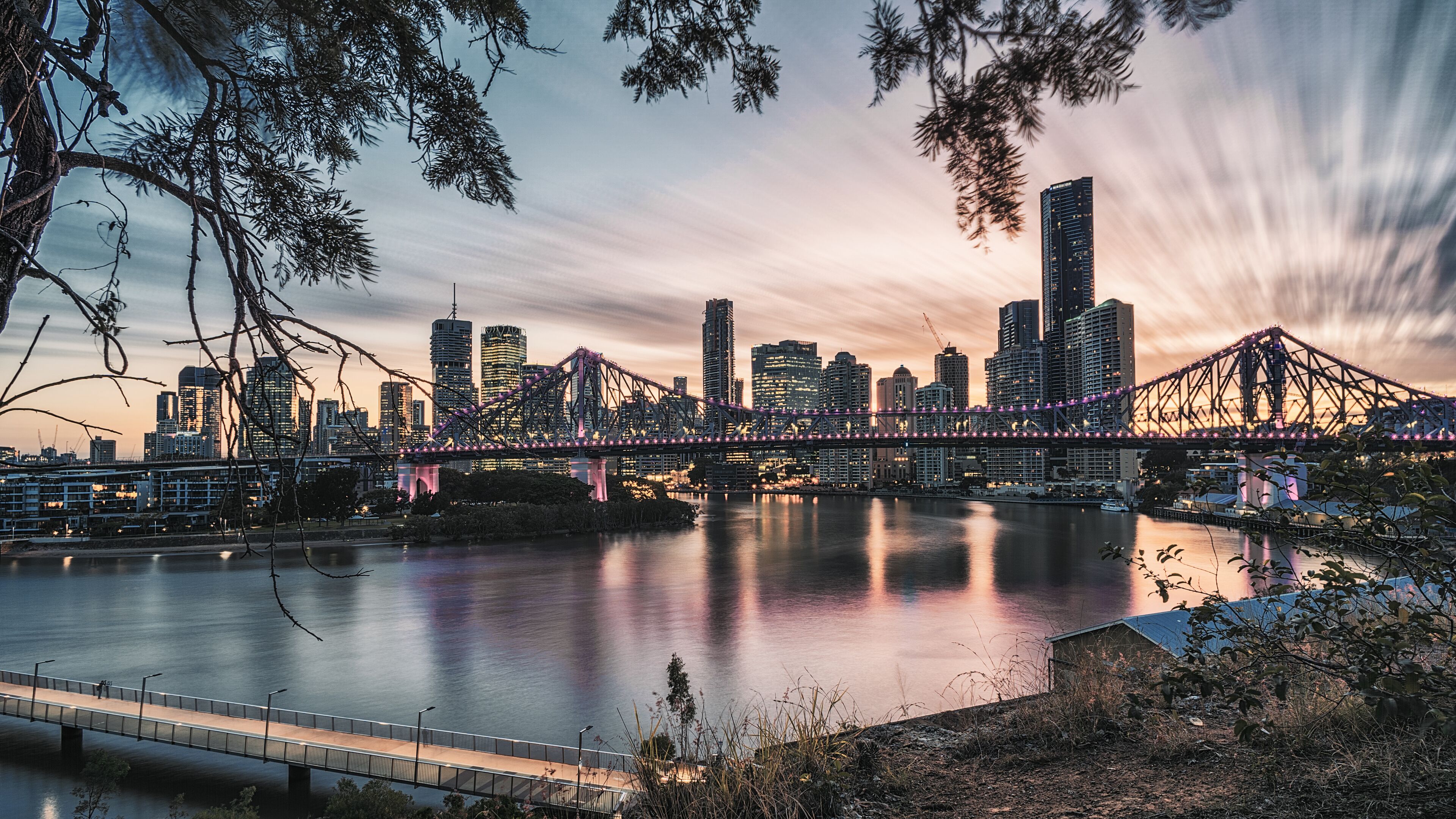 The Brisbane City & Story Bridge scenery seen during the blue hour seen from Wilson Outlook Reserve, Shutterstock ID 689643508, Purchase Order: SP-1822 ANZ-18120 Wotif Search Engine - Destination Imag