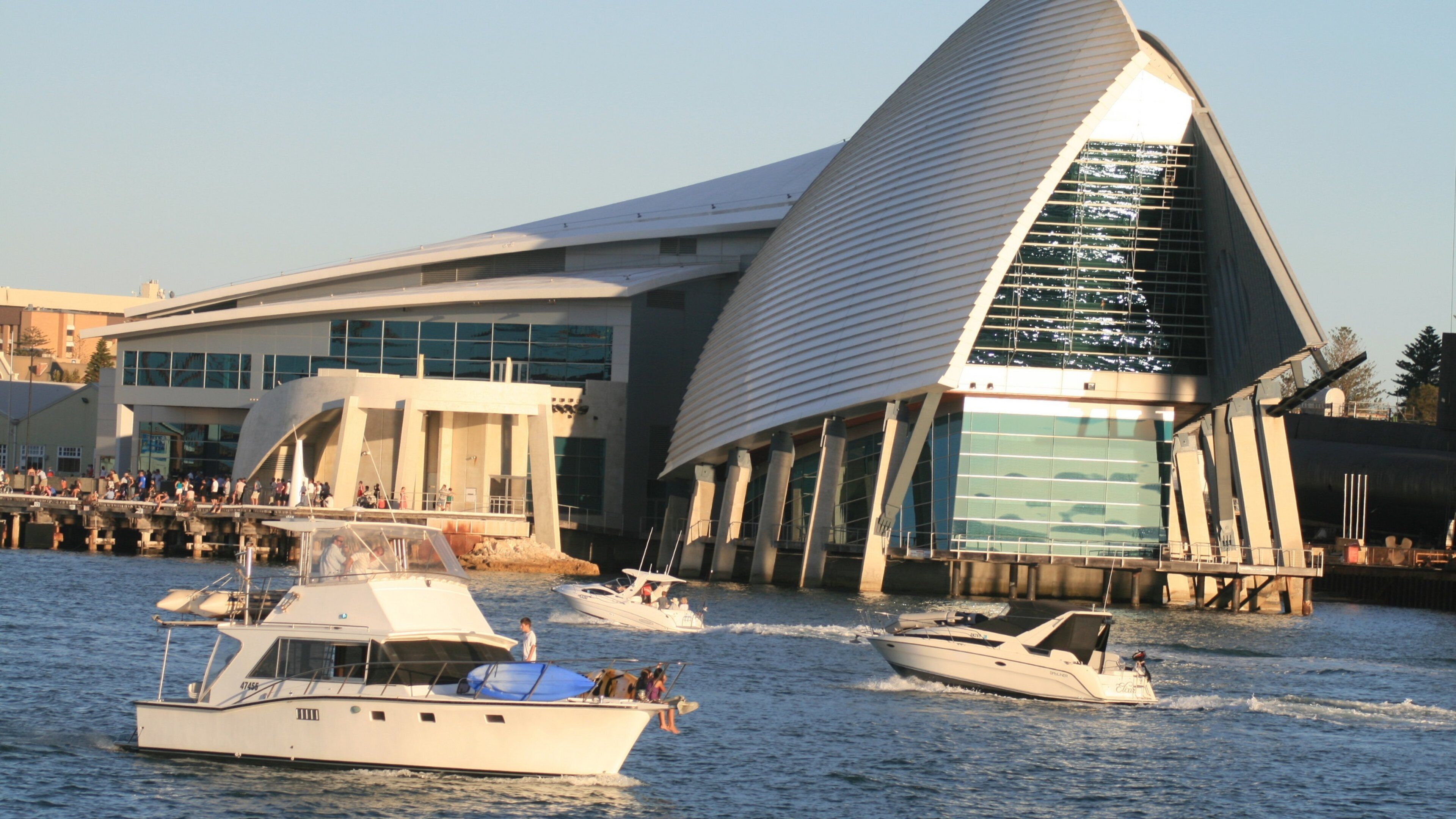 Western Australian Maritime Museum toont varen en een baai of haven