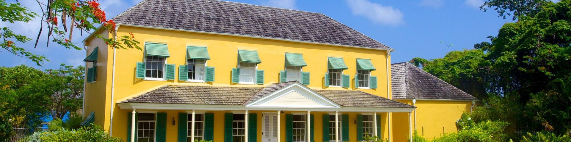 George Washington House featuring heritage architecture and a house