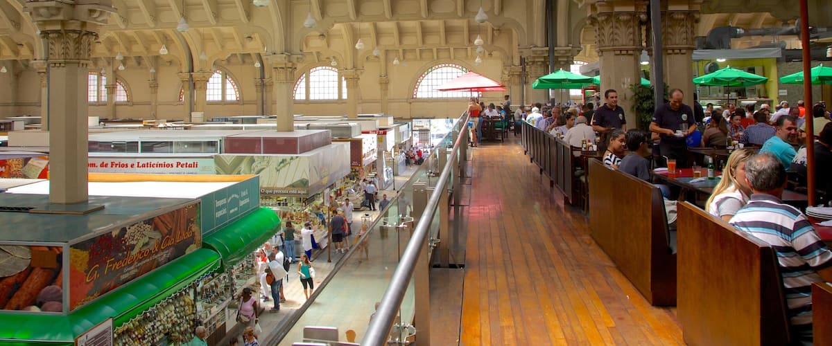 Mercado Municipal inclusief cafésfeer, interieur en markten