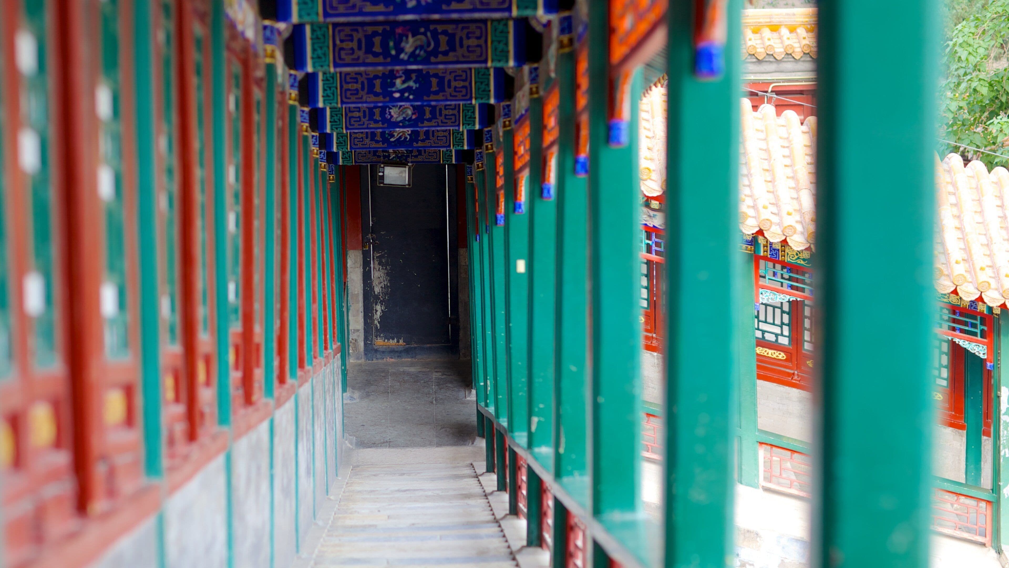 Summer Palace joka esittää sisäkuvat ja linna