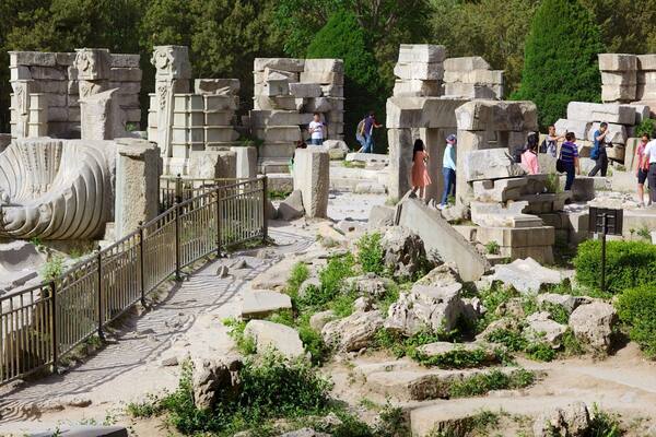 Old Summer Palace featuring a ruin
