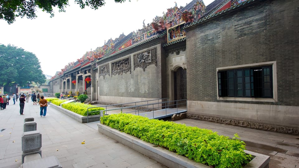 Chen Family Temple - Guangdong Folk Art Museum showing heritage architecture, street scenes and a temple or place of worship