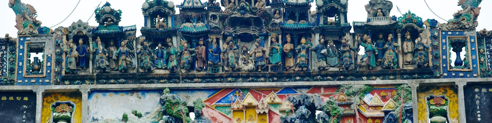 Guangdong Folk Art Museum which includes a temple or place of worship, heritage architecture and outdoor art