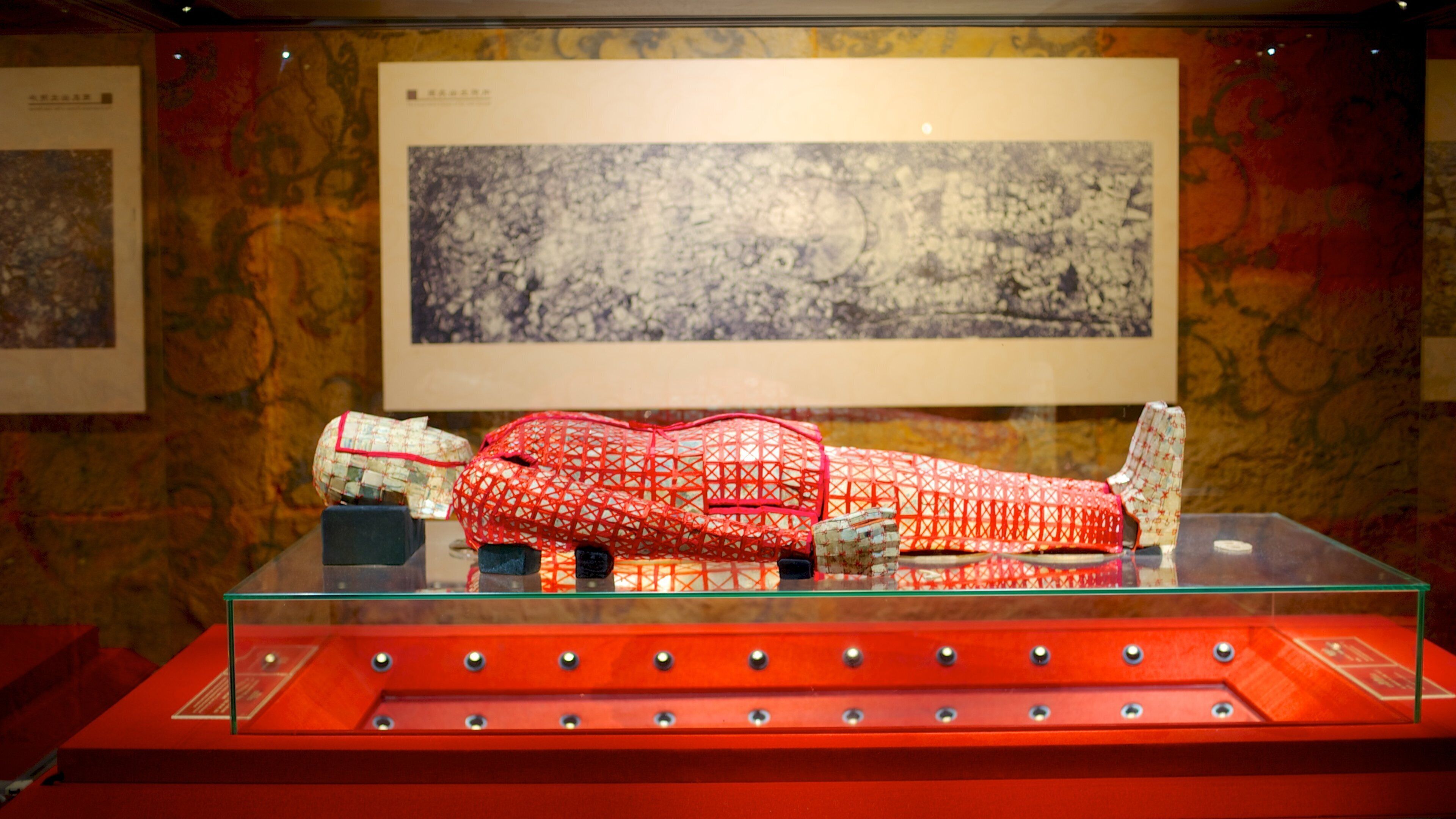 The Western Han Museum of the Nanyue King Mausoleum which includes interior views