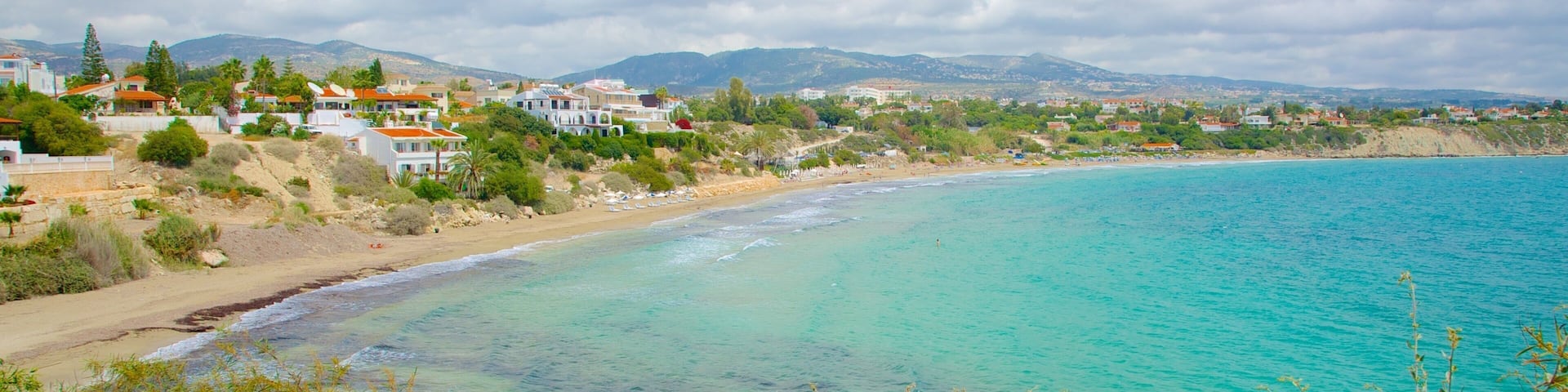 Plage de la baie de corail qui includes vues littorales