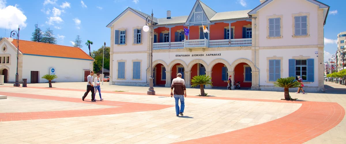 Europe Square showing a square or plaza and heritage architecture