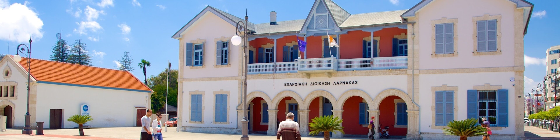 Europe Square which includes a square or plaza and heritage architecture