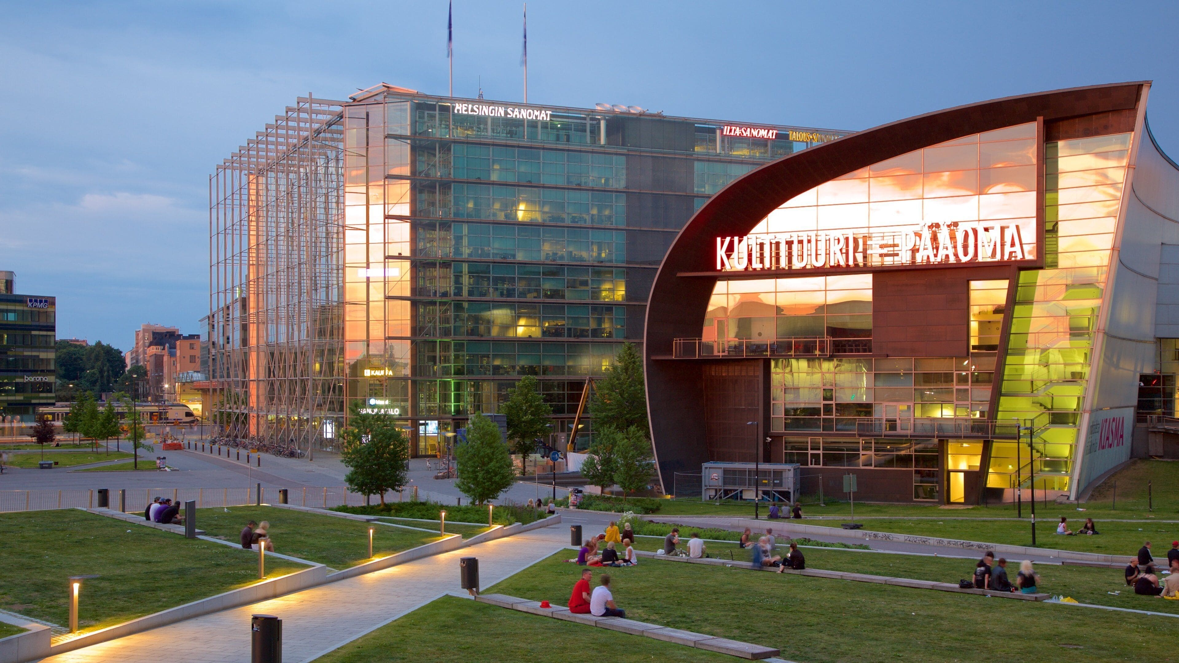 Kiasma Museum of Contemporary Art showing a park and night scenes