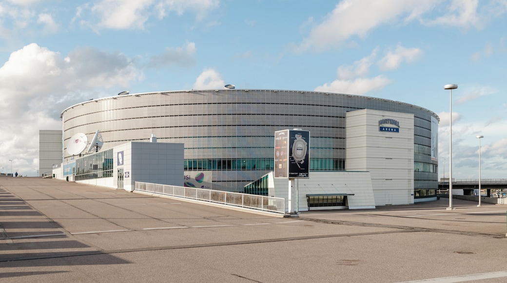 베이카우스 아레나