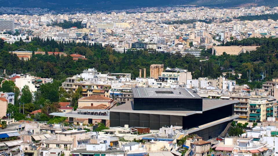 Acropolis Museum which includes cbd