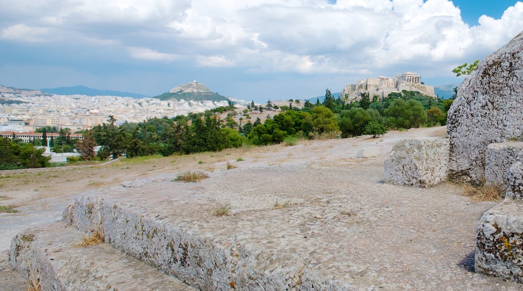 Pnyx ofreciendo elementos del patrimonio