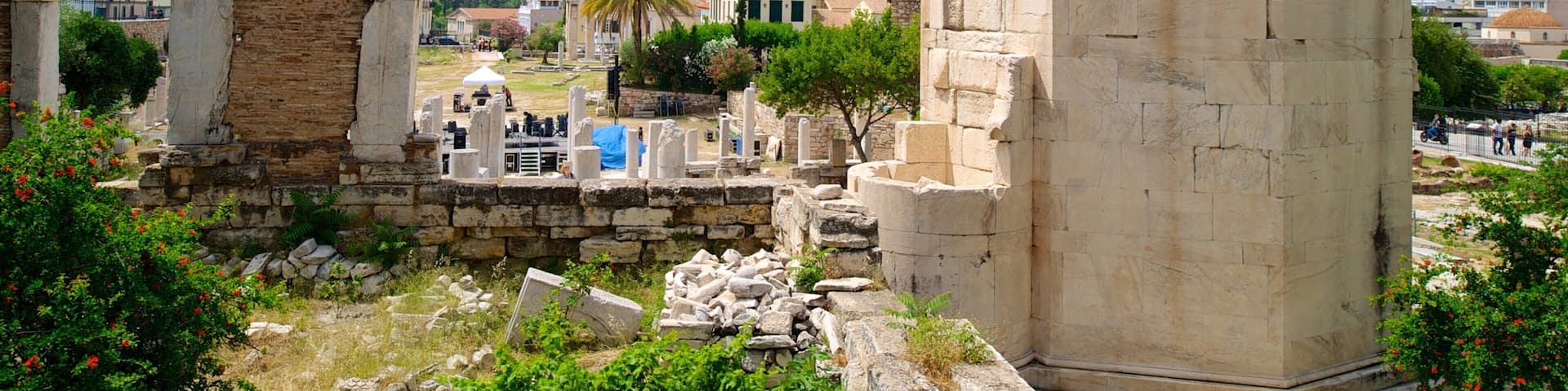 Athens showing a ruin and heritage elements
