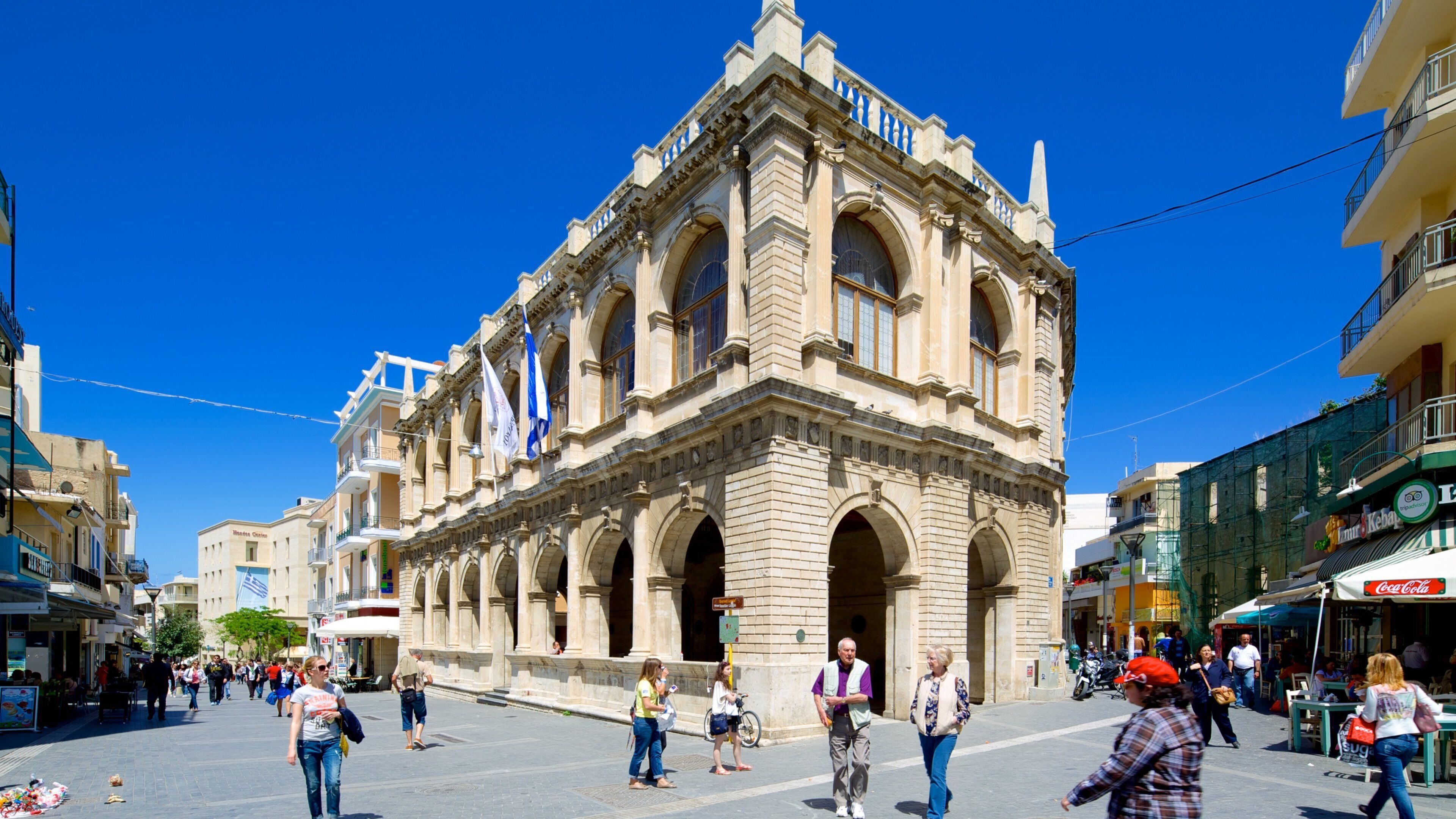 Heraklion Loggia showing street scenes and heritage architecture