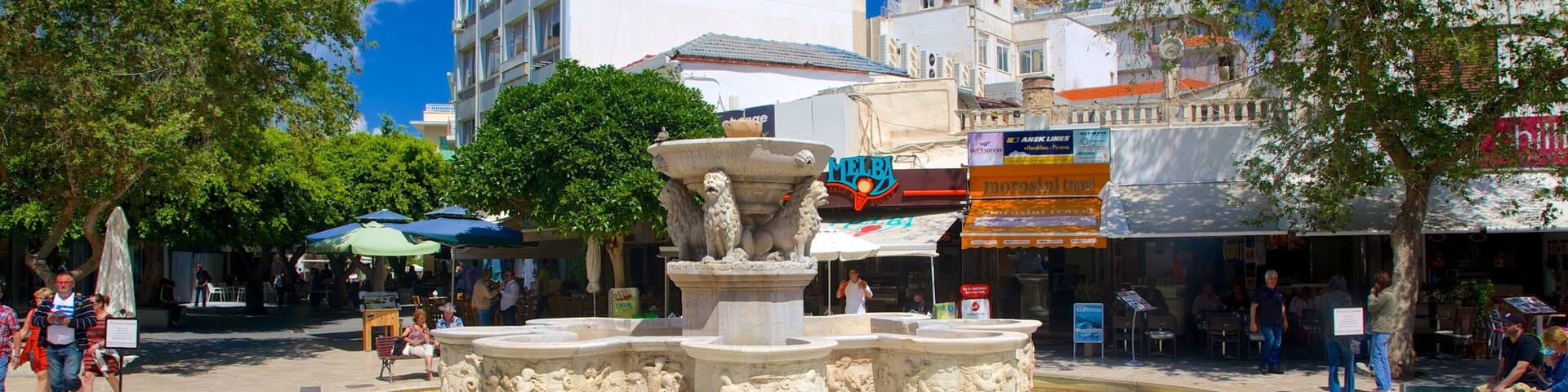 Morosini Fountain showing a fountain