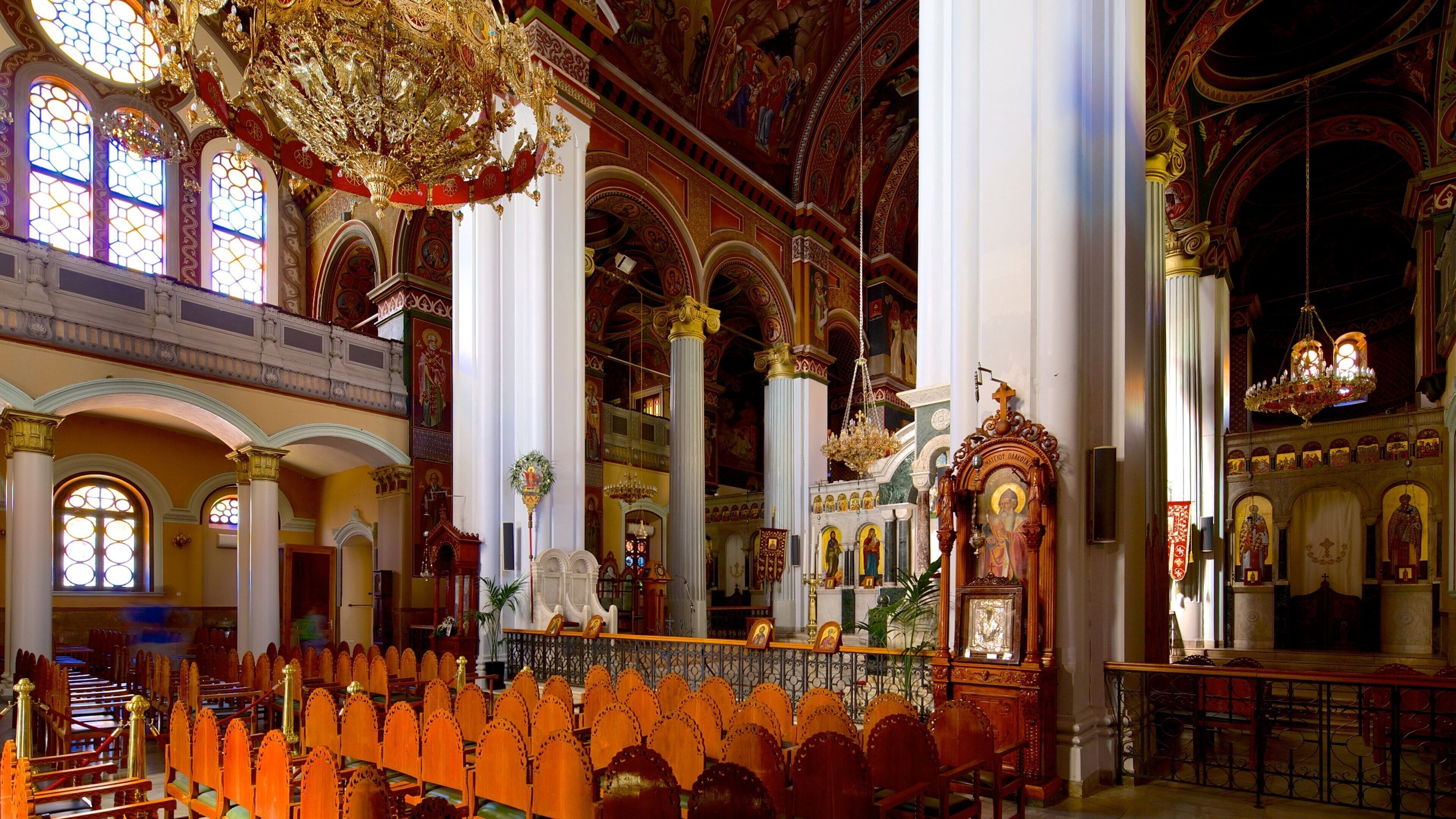 St. Minas Cathedral featuring interior views, religious aspects and a church or cathedral